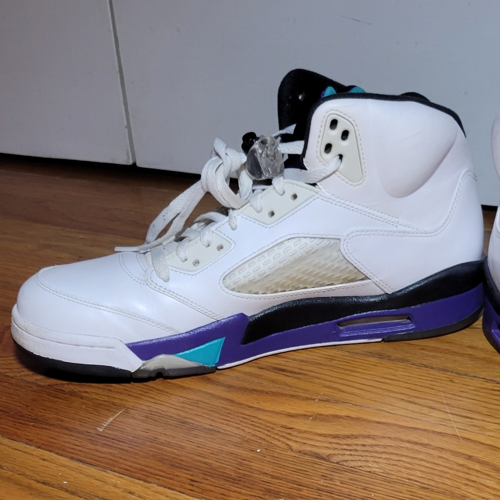 π SOLD! Air Jordan 5 Retro 'Grape' 2013 - Picture 9 of 11